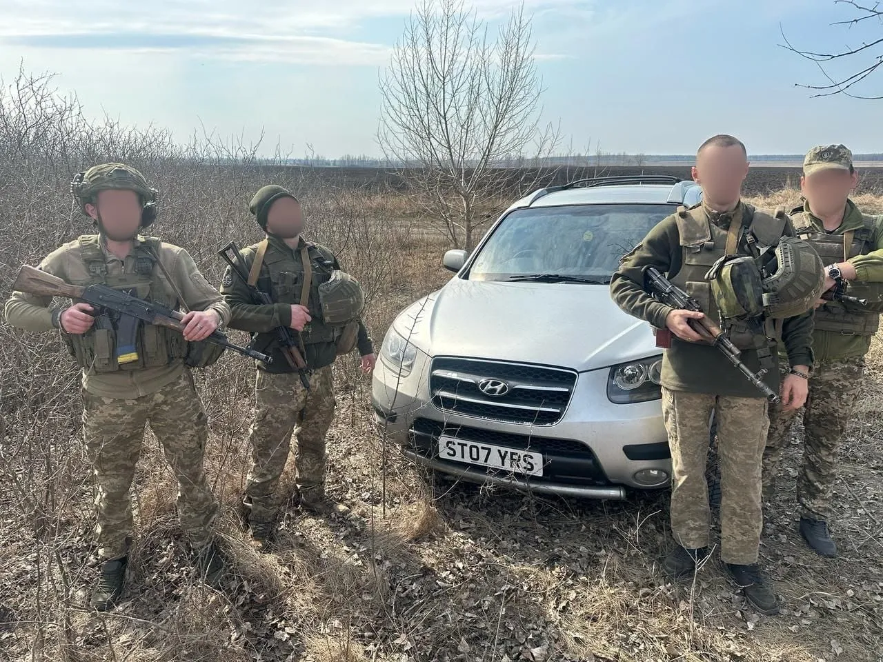 Автомобілі для військових